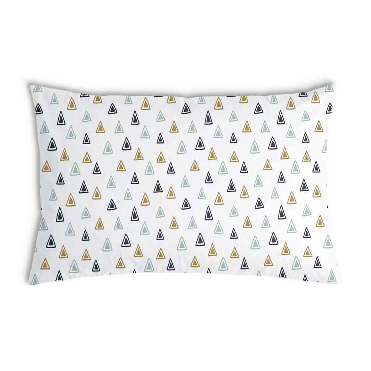 Health pillow with small triangles