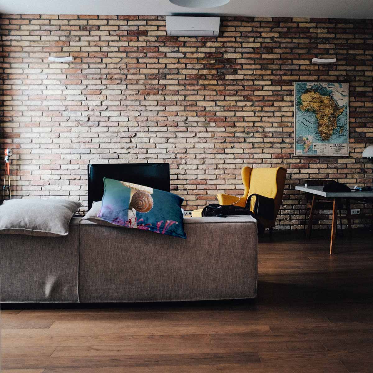 Health pillow with mushroom and snail