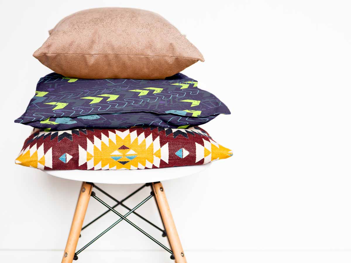 Gezondheidskussen Donkerblauw met pijlen