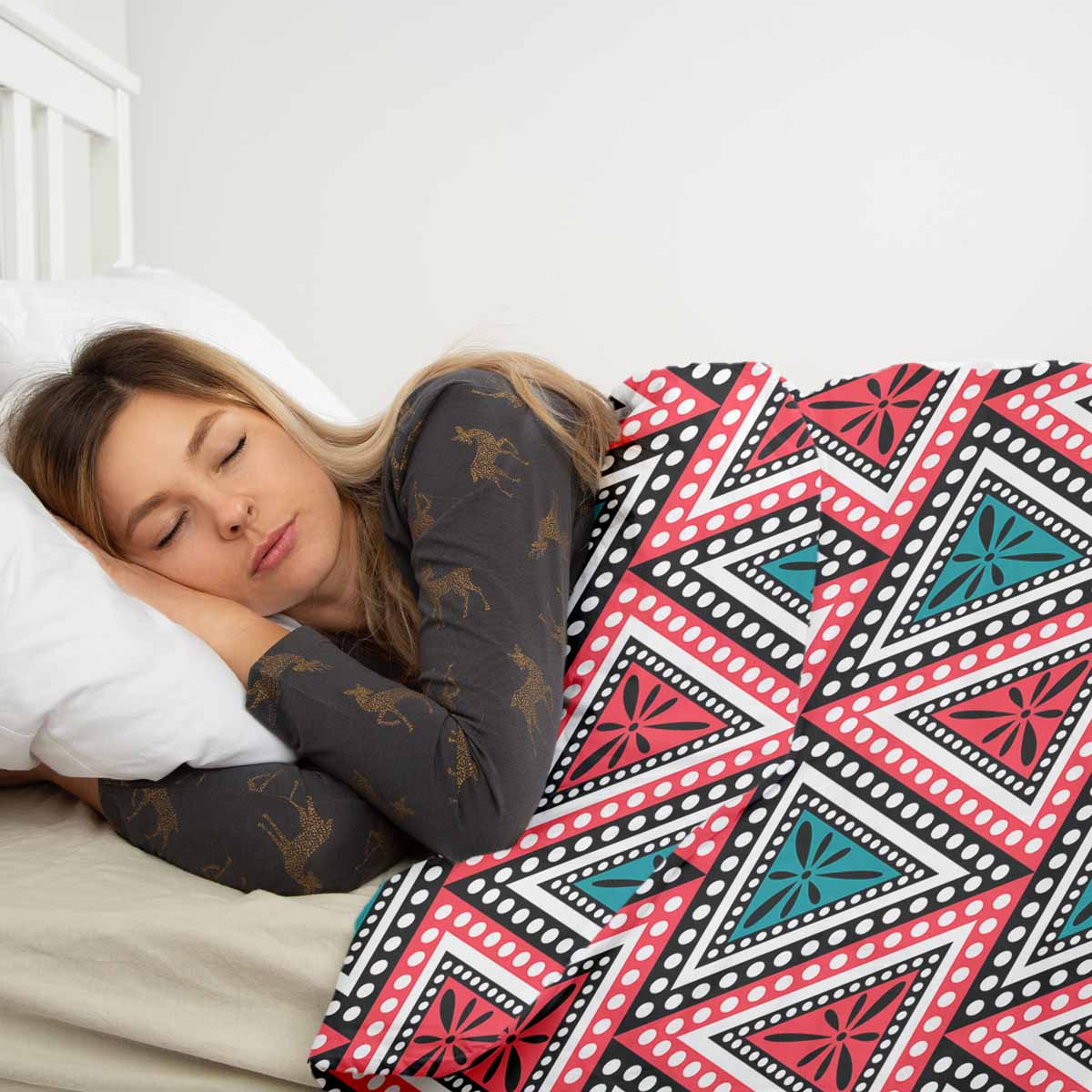 Therapy blankets bedding set with colorful triangles