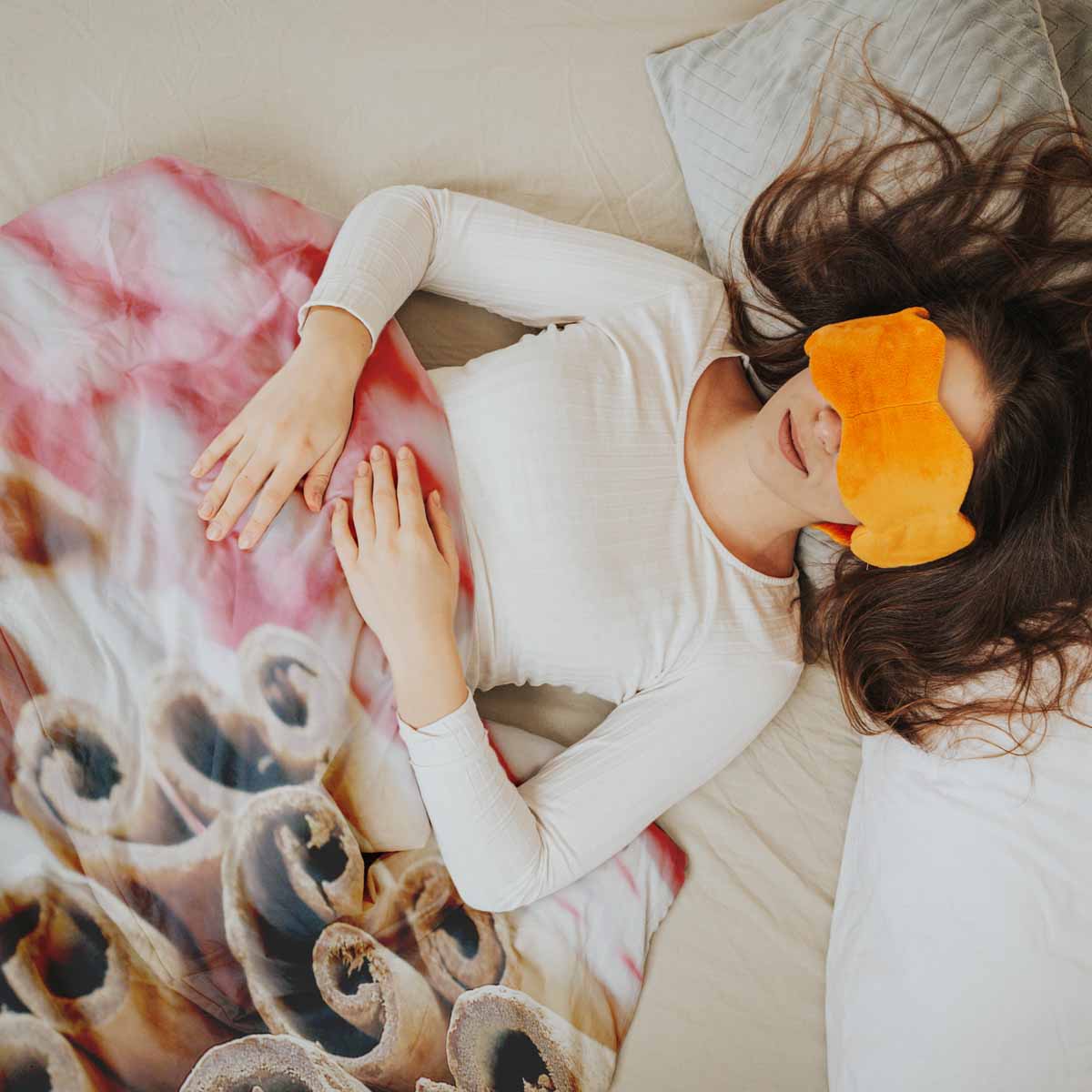 Therapy blankets bedding set with cinnamon sticks