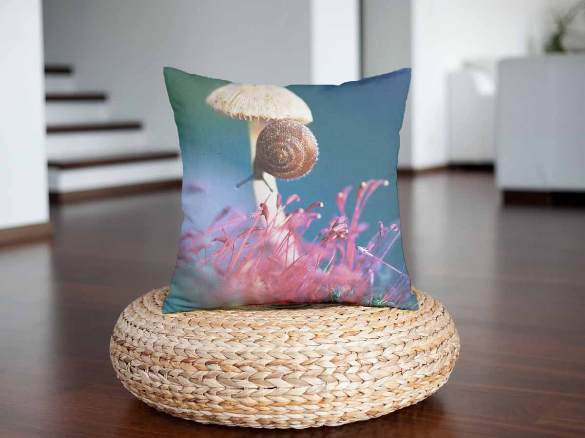 Health pillow with mushroom and snail