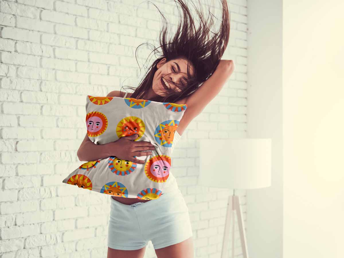Almohada de salud beige con sol