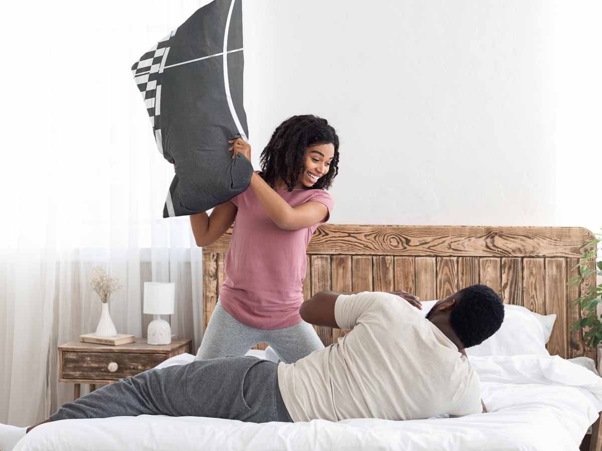 Gezondheidskussen Donkergrijs met witte strepen