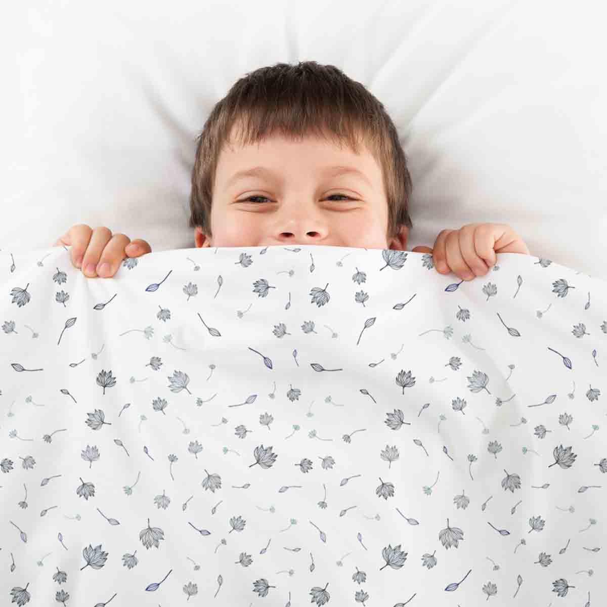 Therapy blankets bedding set flying leaves