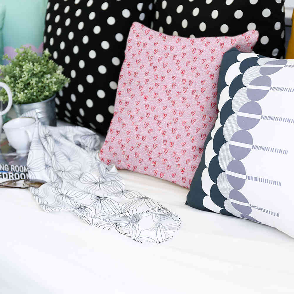 Health pillow pink red hearts