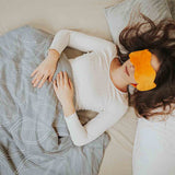 Set di biancheria da letto con coperte terapeutiche grigie con foglie di palma bianche