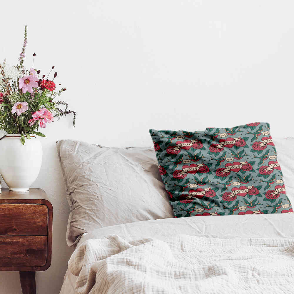 Gezondheidskussen Love Tattoo