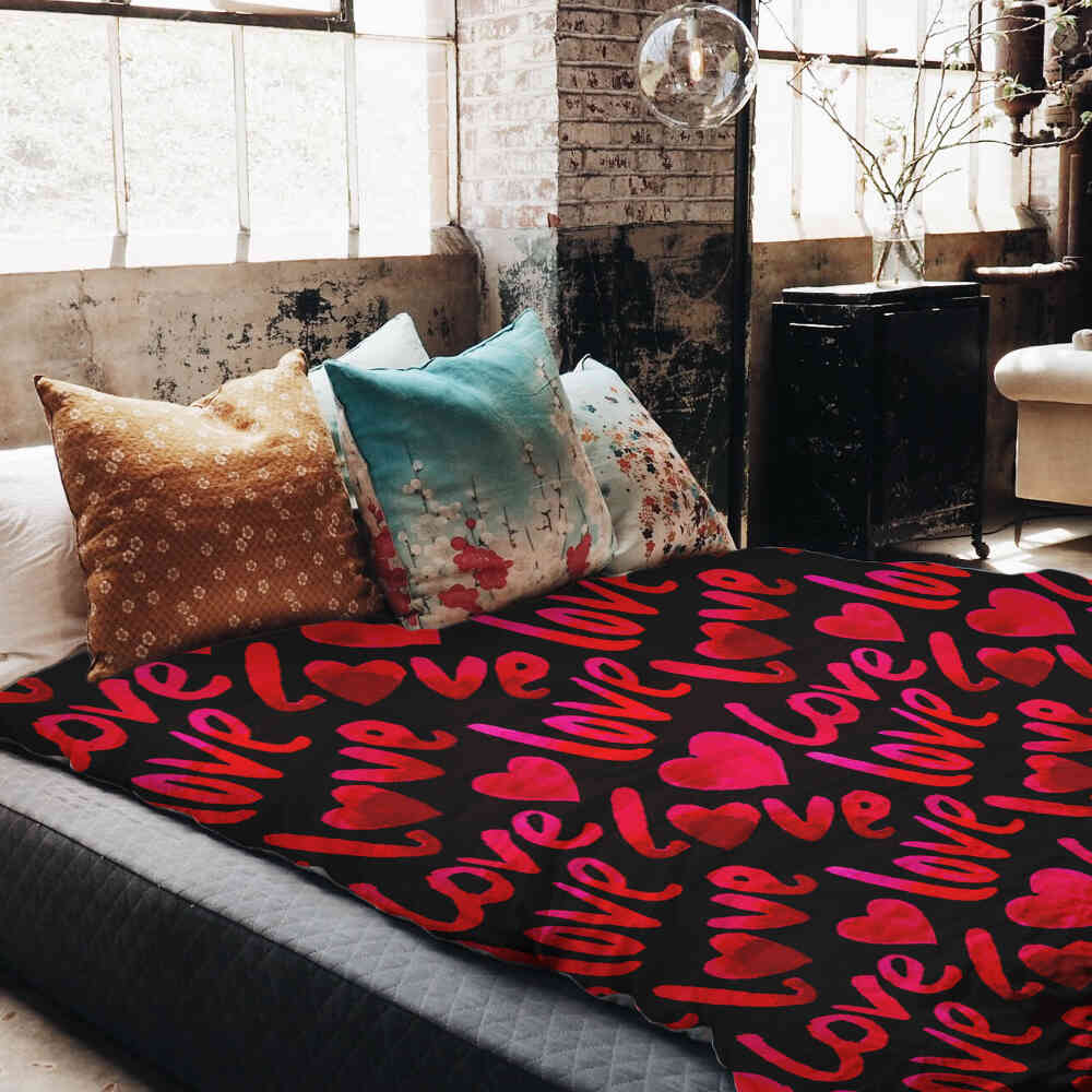 Therapiedekens beddengoed set zwart met opschrift Love