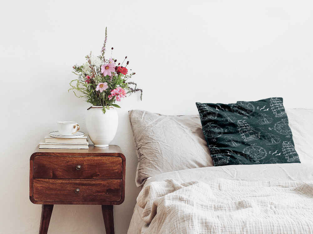 Health pillow with ships