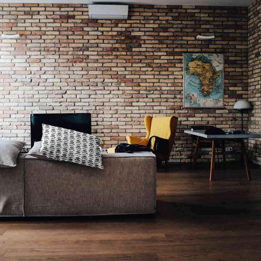 Health Pillow Joker Black-White