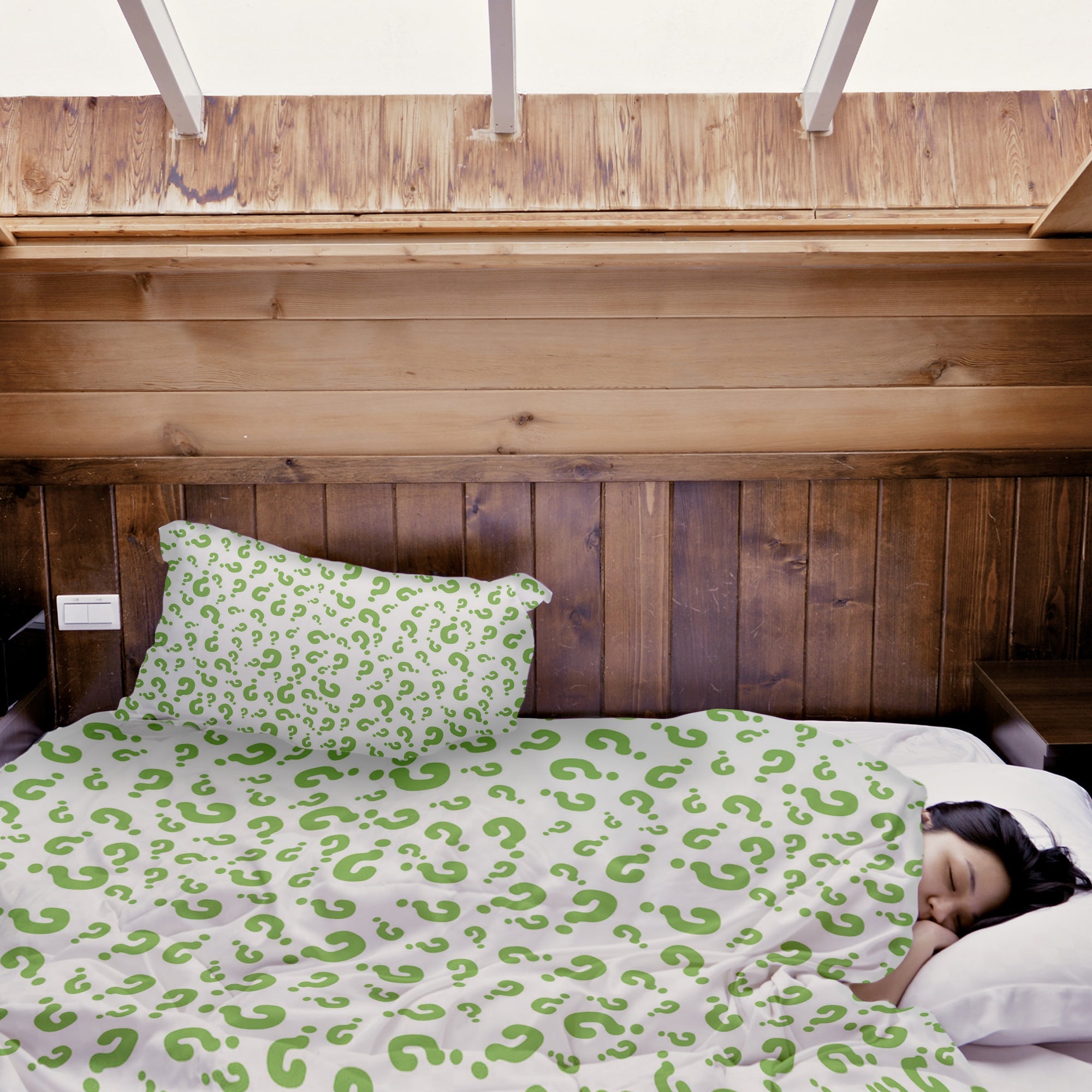 Set de ropa de cama con mantas terapéuticas y signos de interrogación verdes