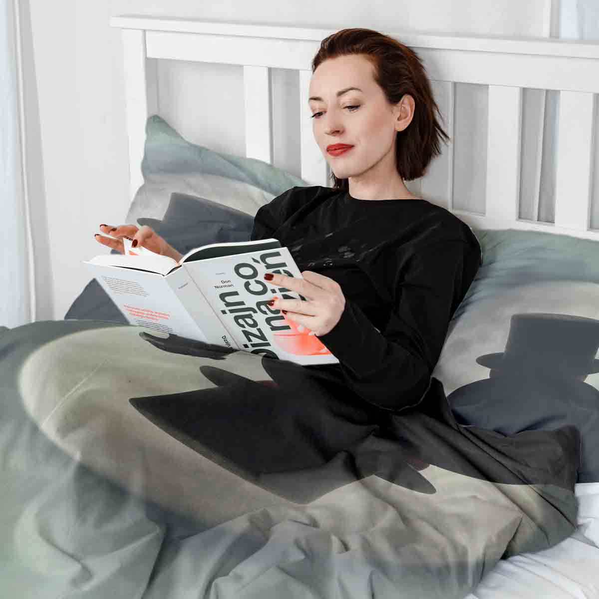 Therapy blankets bedding set man in moonlight