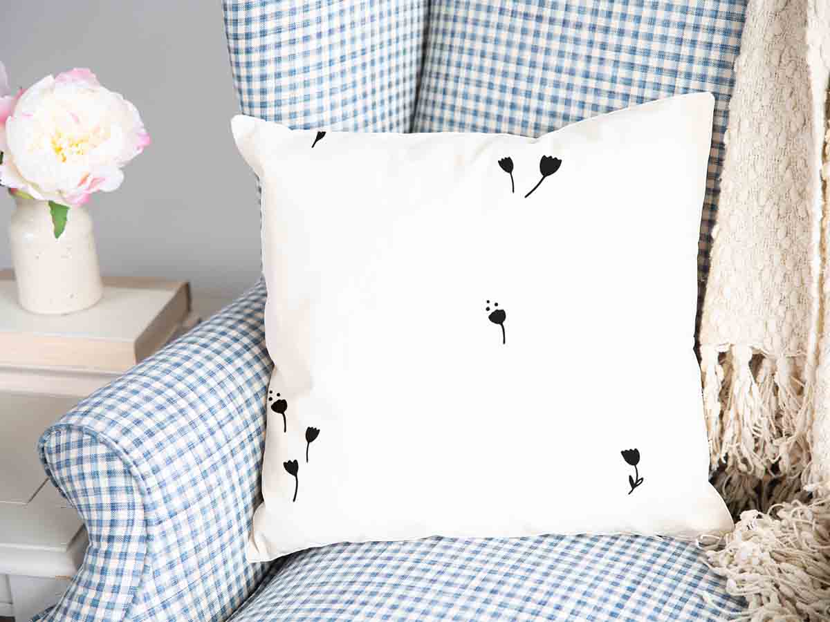 Health pillow white with black dandelions