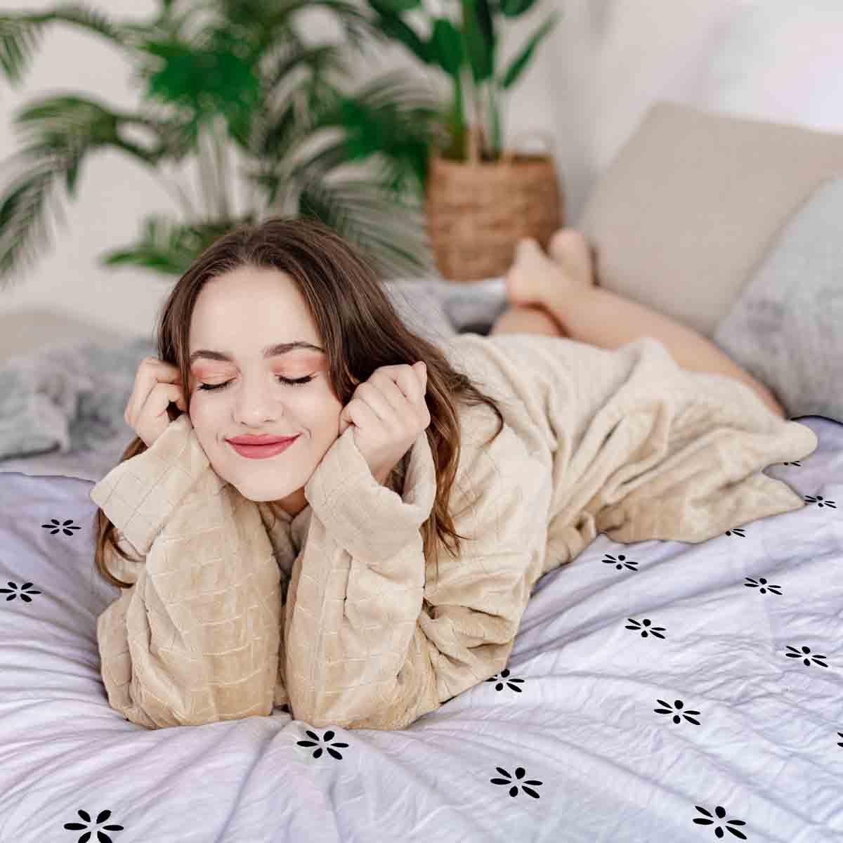 Original therapy blanket - cotton cover white daisies