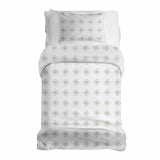 Therapy blanket and bedding set, white with green circles.