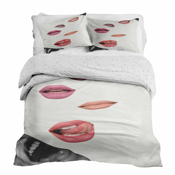 Therapy blanket bedding set, white with lips.