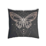 Almohada de salud negra con mariposa
