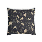 Almohada de salud negra con constelaciones