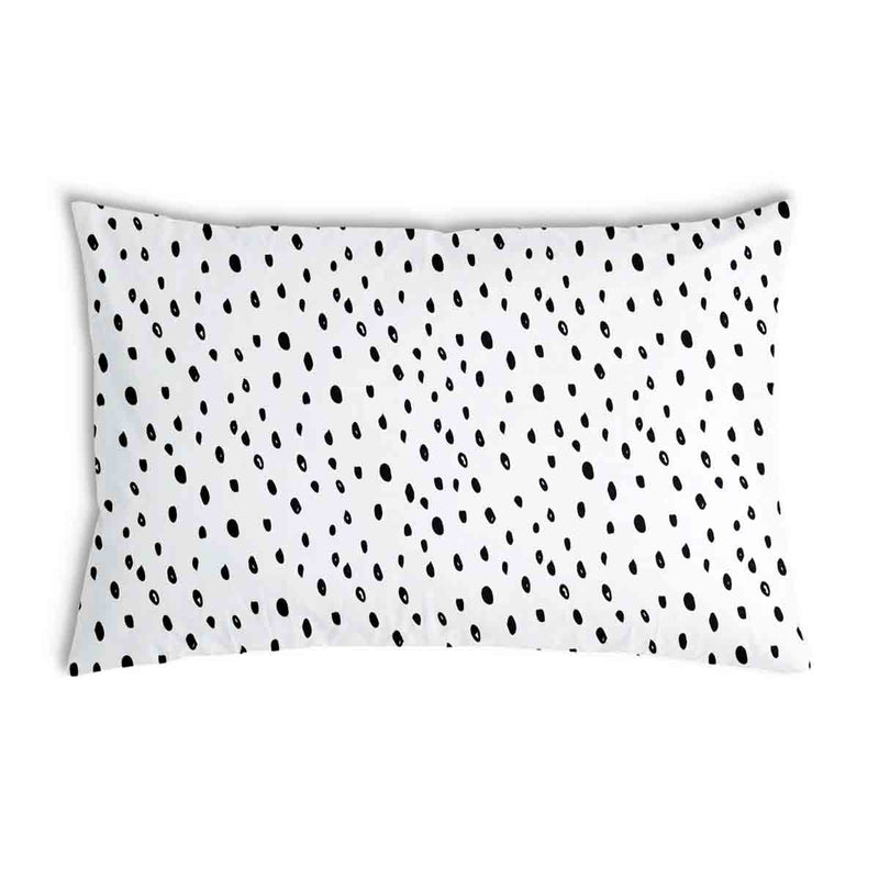 Cuscino sanitario bianco con molti piccoli puntini