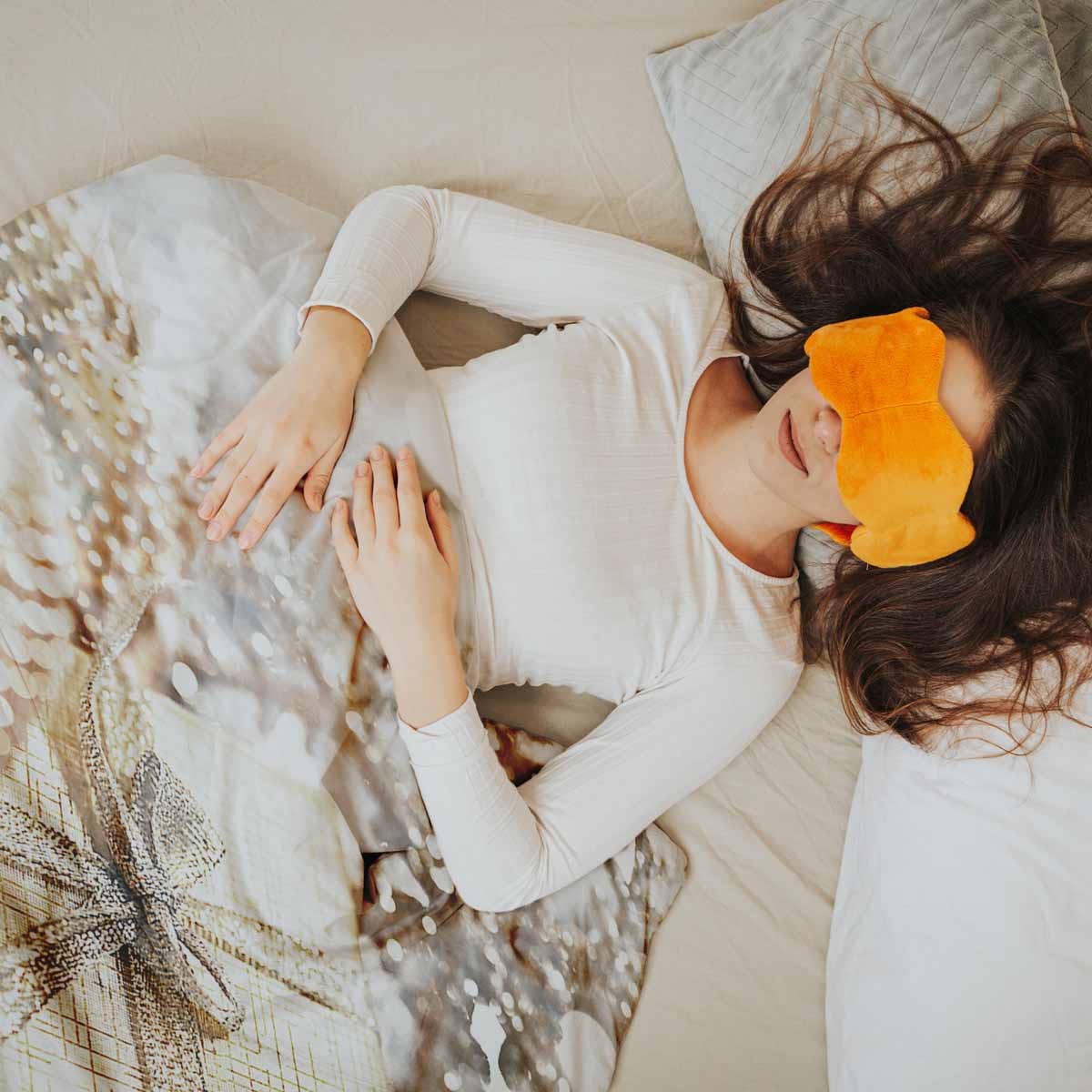 Set de ropa de cama con manta terapéutica y regalo dorado