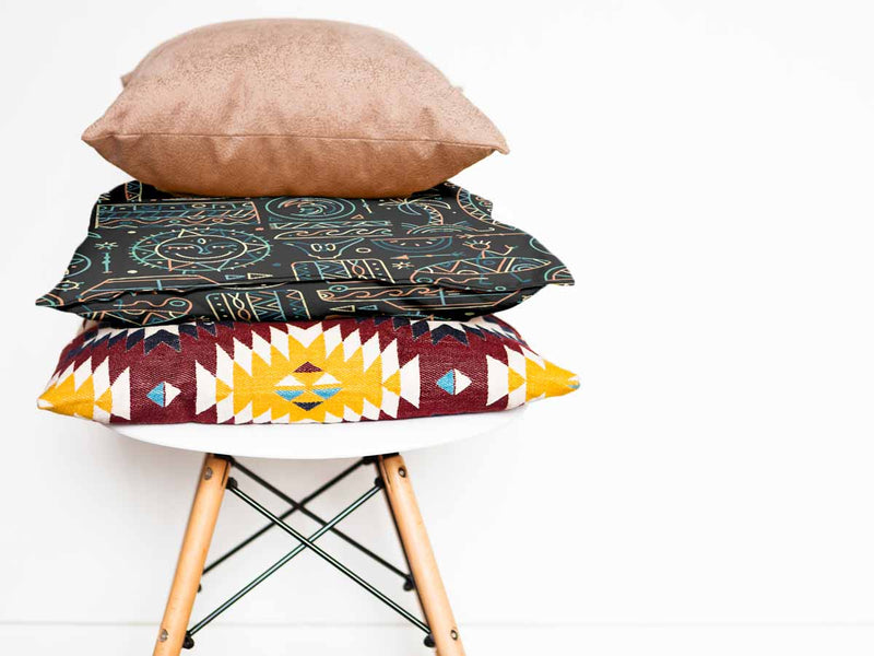 Health pillow with green Hawaiian pattern