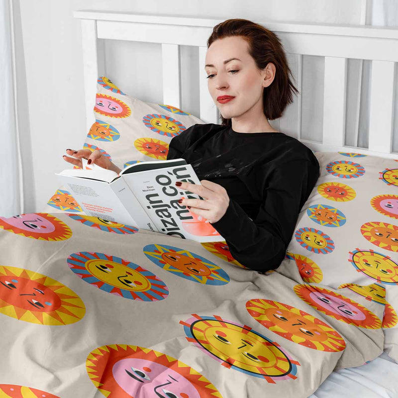 Therapy blanket bedding set, beige with suns.