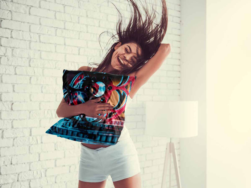 Health pillow with clockwork mechanism