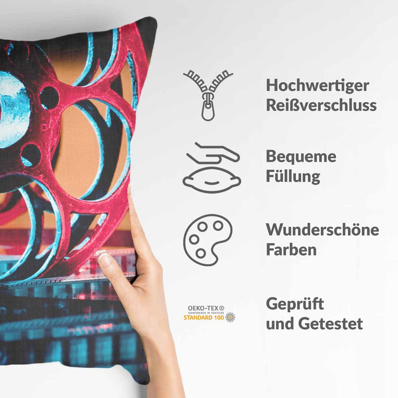 Health pillow with clockwork mechanism