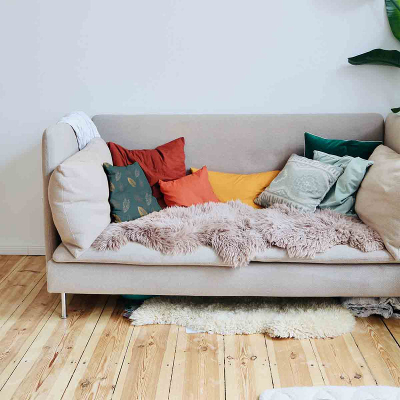 Health pillow green with golden leaf