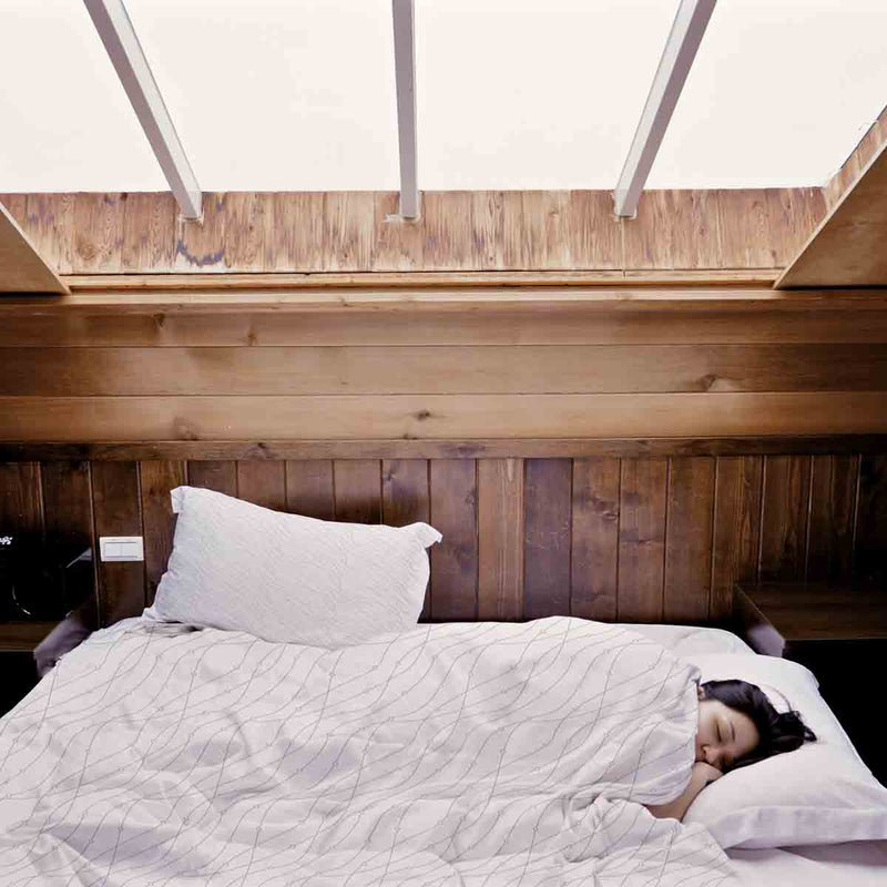 Therapy blanket bedding set, white, star orbit.