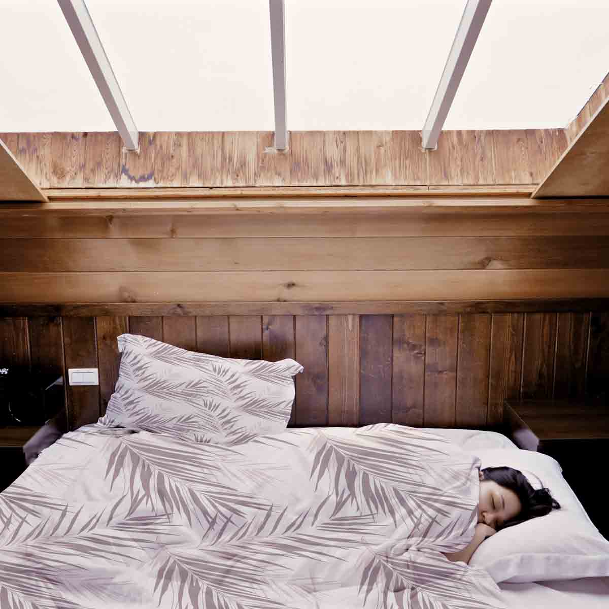 Therapy blankets bedding set white with purple leaves