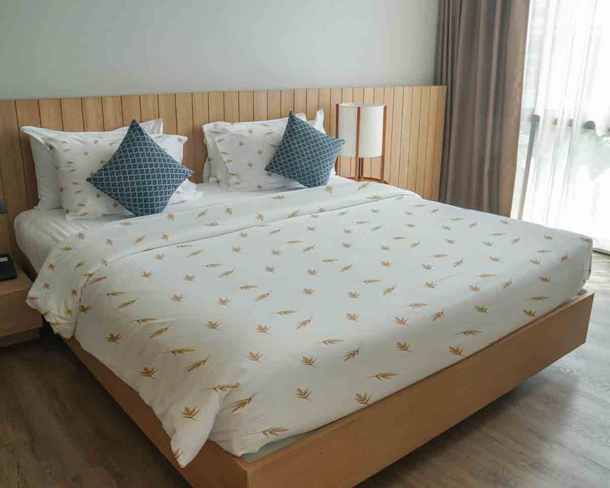 Coperta terapeutica originale - Rivestimento in cotone bianco con pagliuzze di paglia
