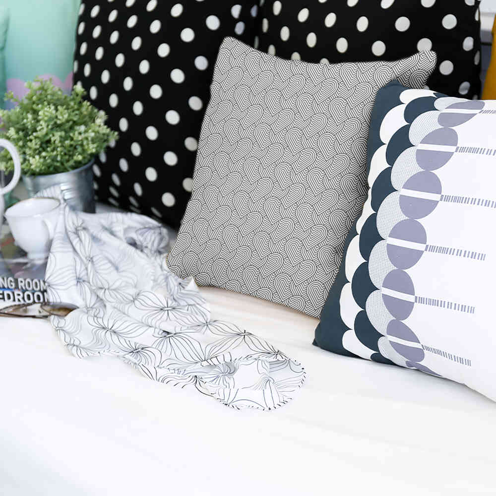 Cuscino salute grigio cuori geometrici