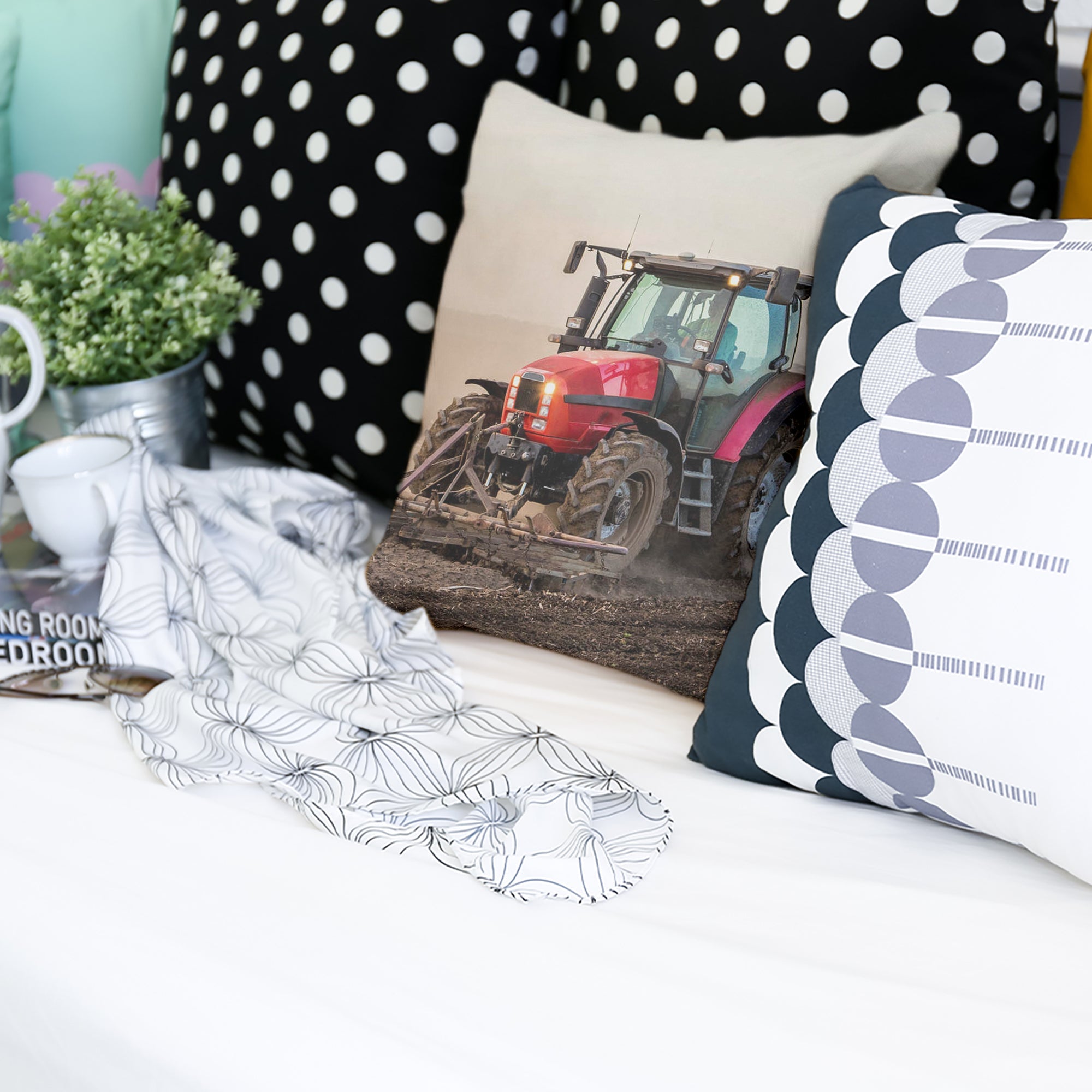 Health pillow with large tractor