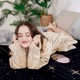 Set di biancheria da letto con coperta terapeutica nera con sole, luna e stelle