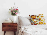 Almohada de salud blanca con grandes calabazas