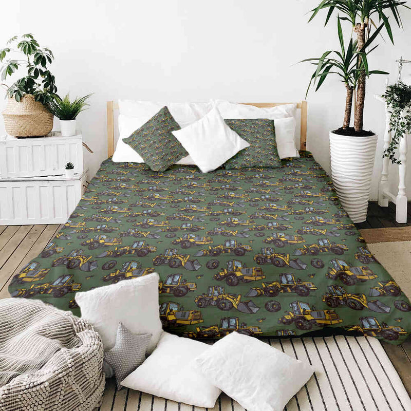 Therapy blanket bedding set, green tractor