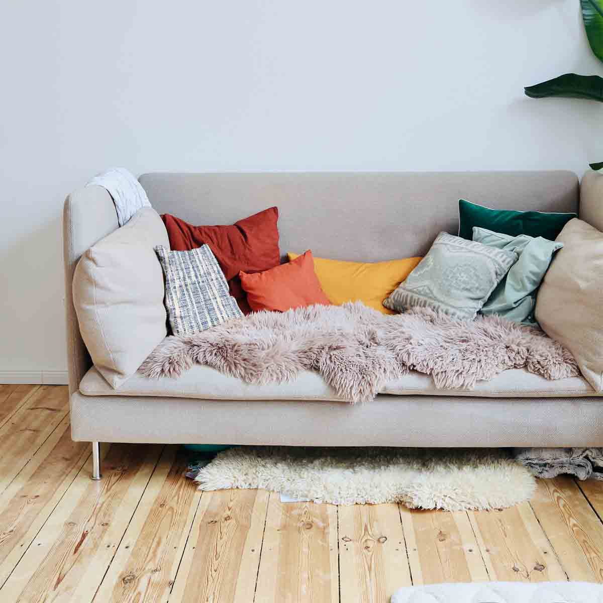 Health pillow with blue pattern