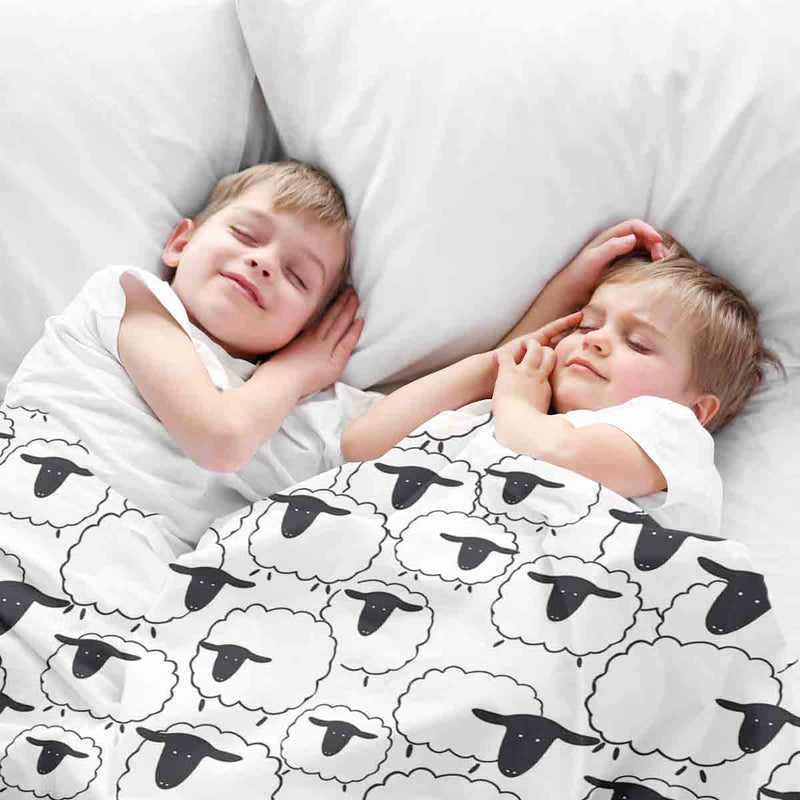 Therapy blanket bedding set, white with sheep.