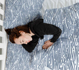 Therapy blankets bedding set, wavy pattern, blue.
