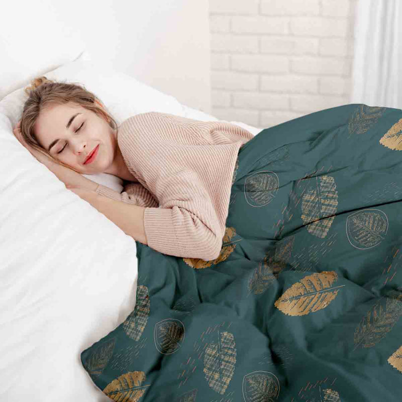 Set di biancheria da letto con coperta terapeutica verde con foglia dorata