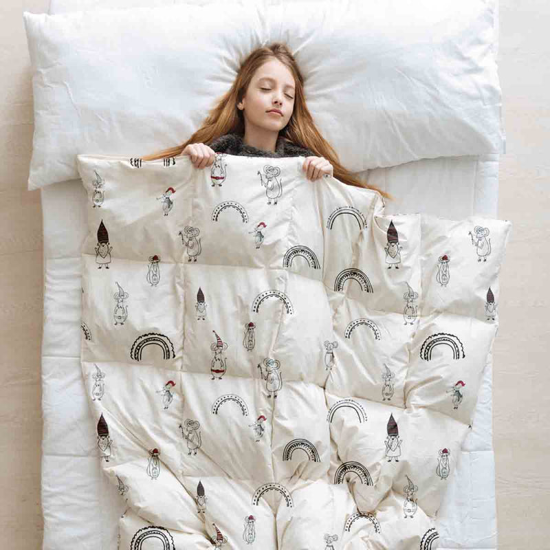 Juego de ropa de cama con mantas terapéuticas y ratones