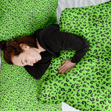 Therapy blankets and bedding set, light green with question marks.