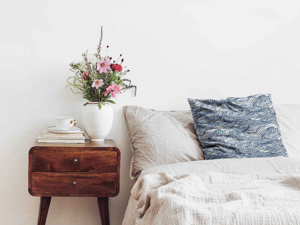 Health pillow waves in blue