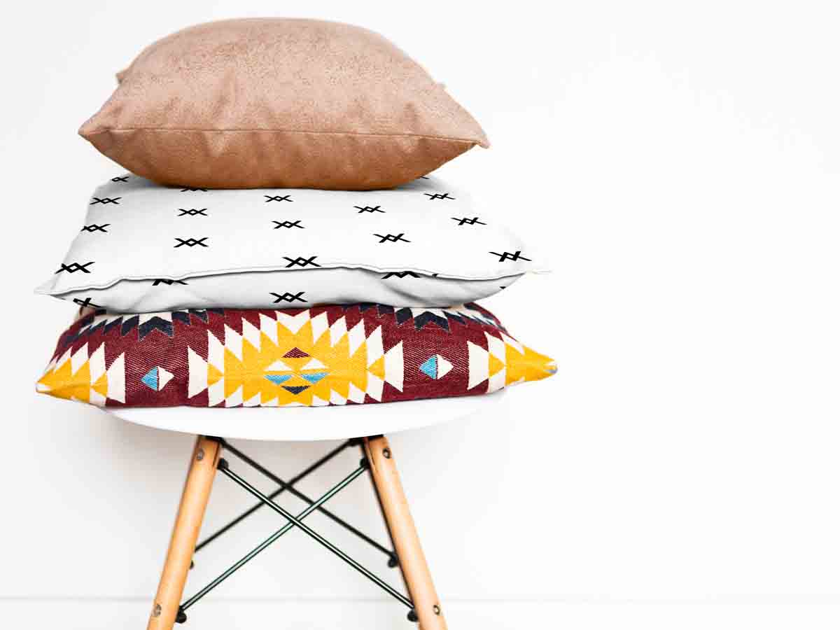 Almohada de salud con nudo negro