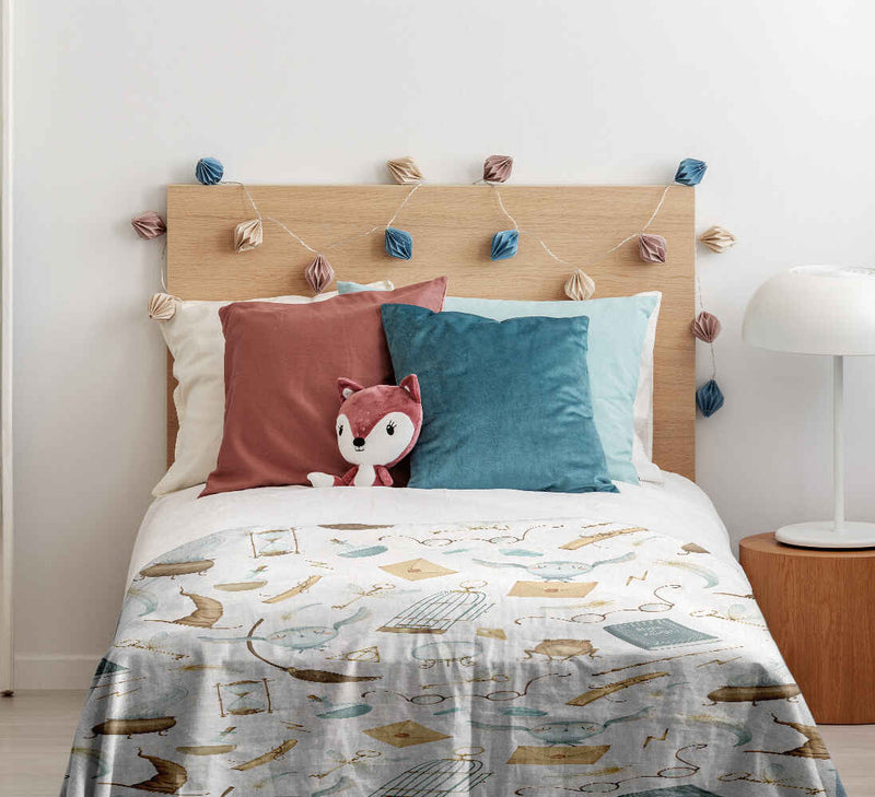 Therapy blanket bedding set, white, magical things.