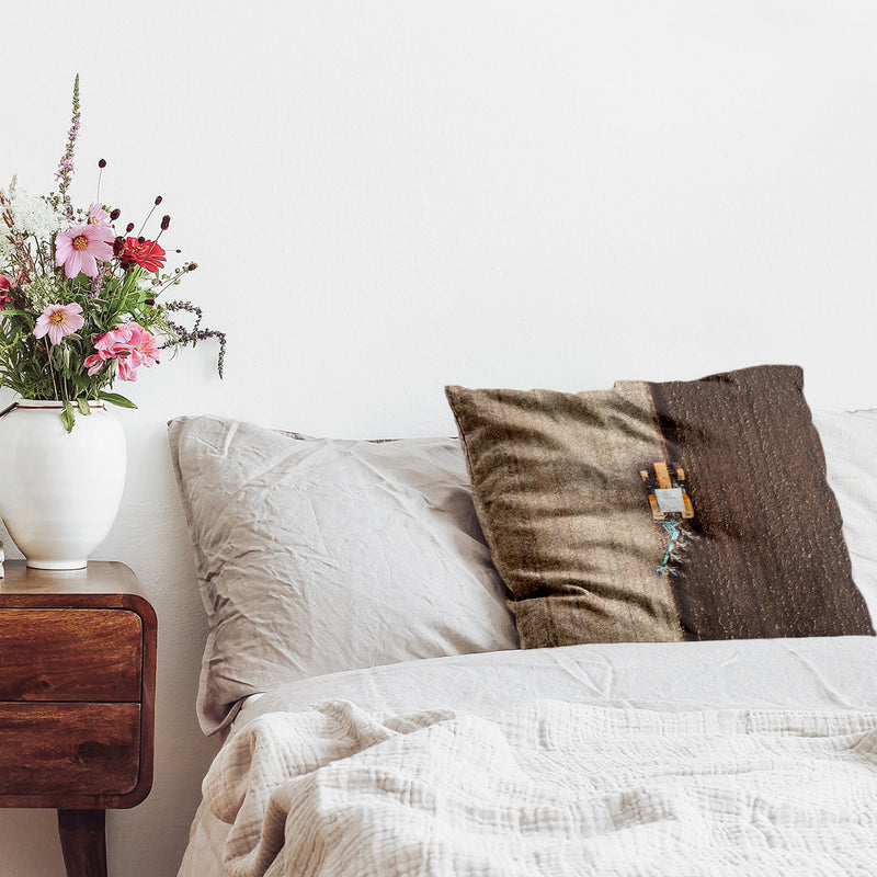 Health pillow, brown, arable land.