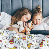 Therapy blanket bedding set, white, magic school.