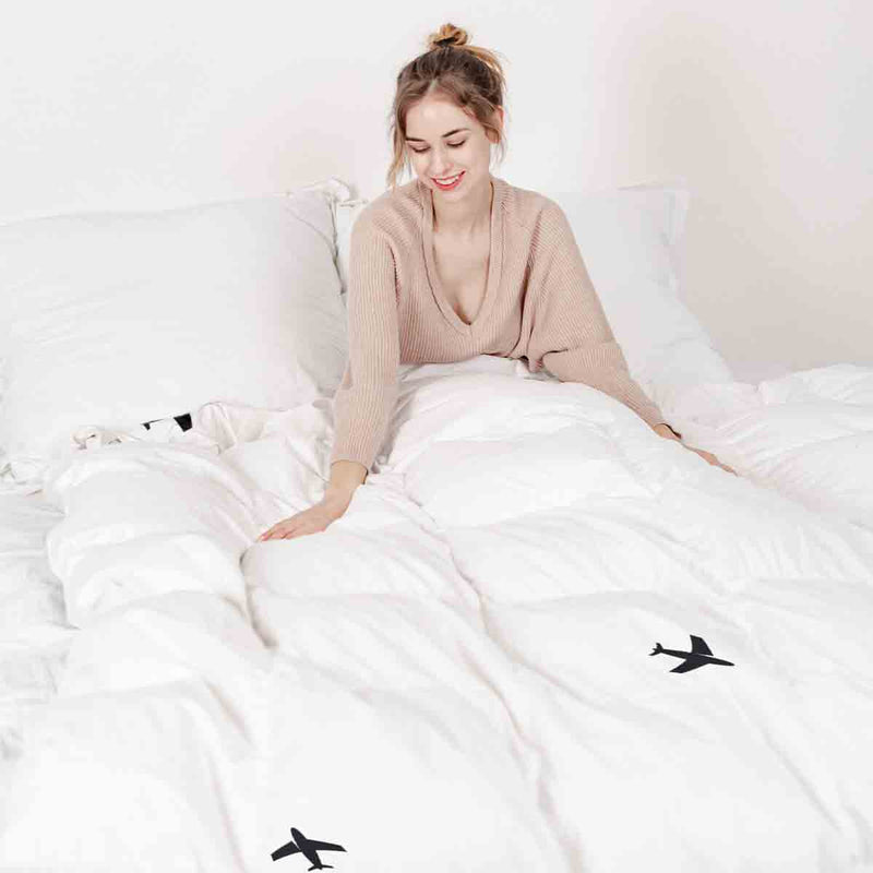 Therapy blanket bedding set, white, airplanes